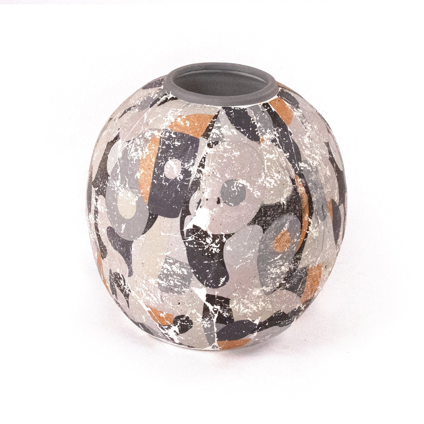 Distressed Vase (10131S B151)