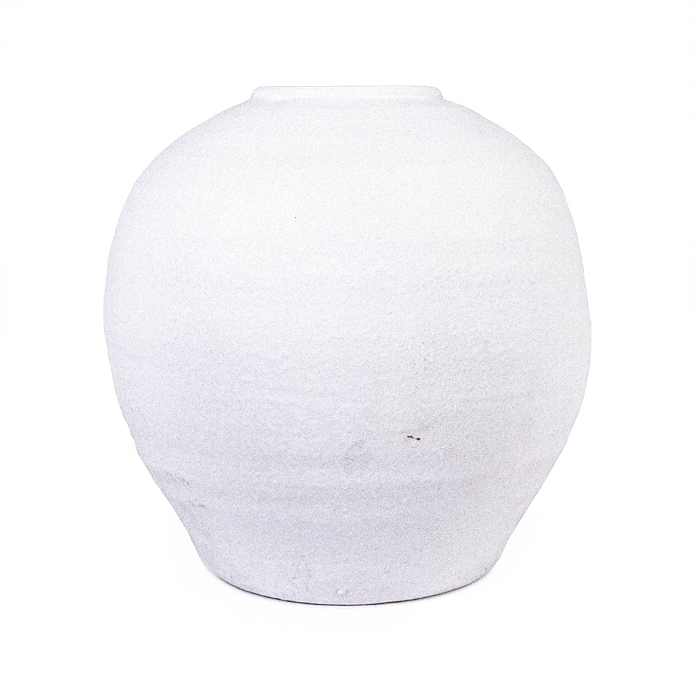 White Vase (10131S A584A)