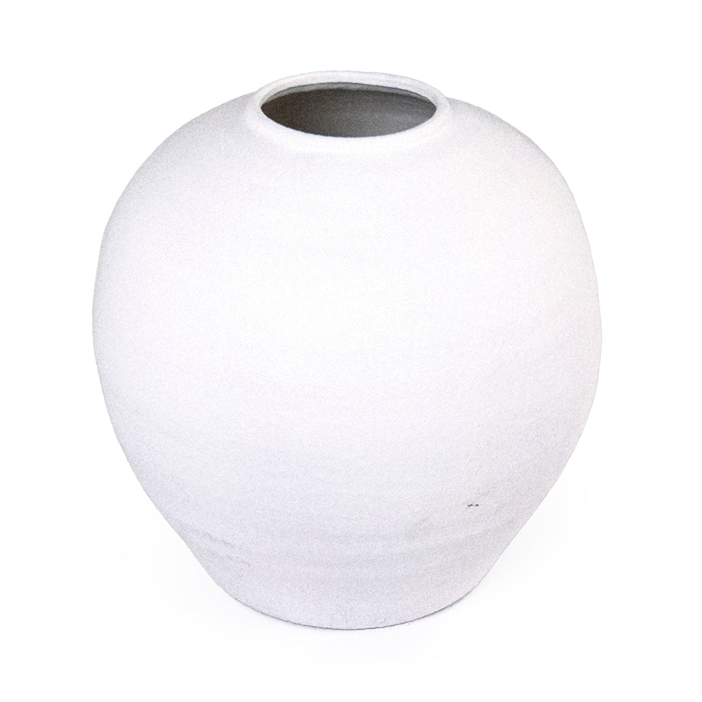 White Vase (10131S A584A)