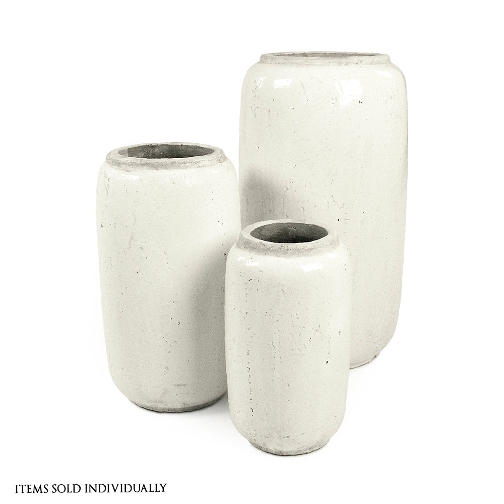 Distressed White Vase (4974XS A25A)