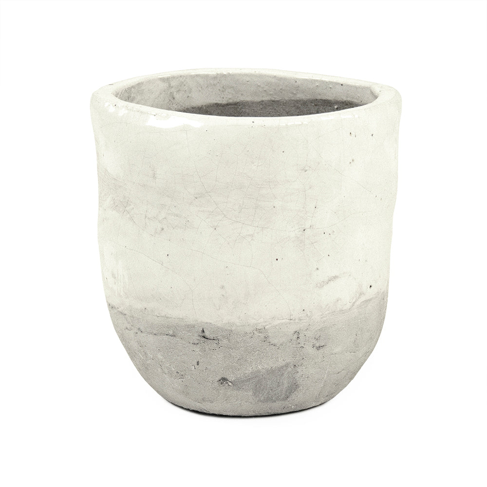 Distressed White Vase (7793L A25A)