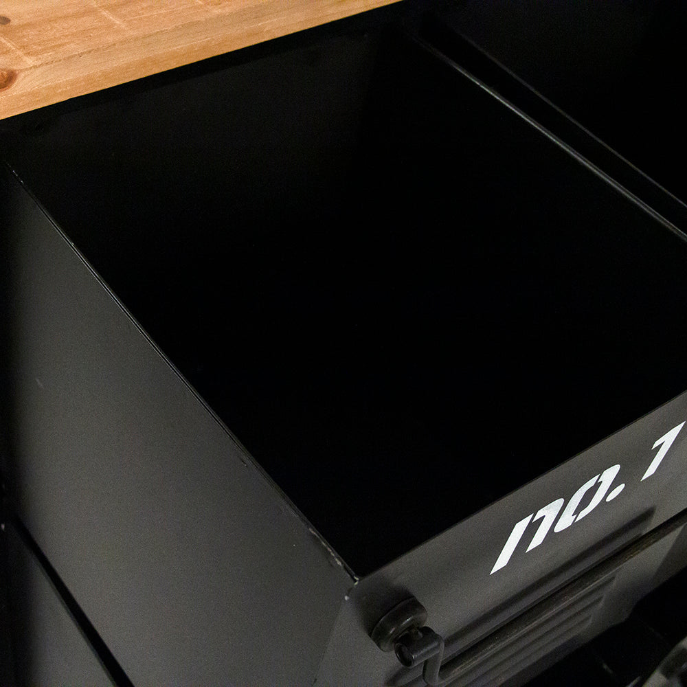 Meritt Metal Console