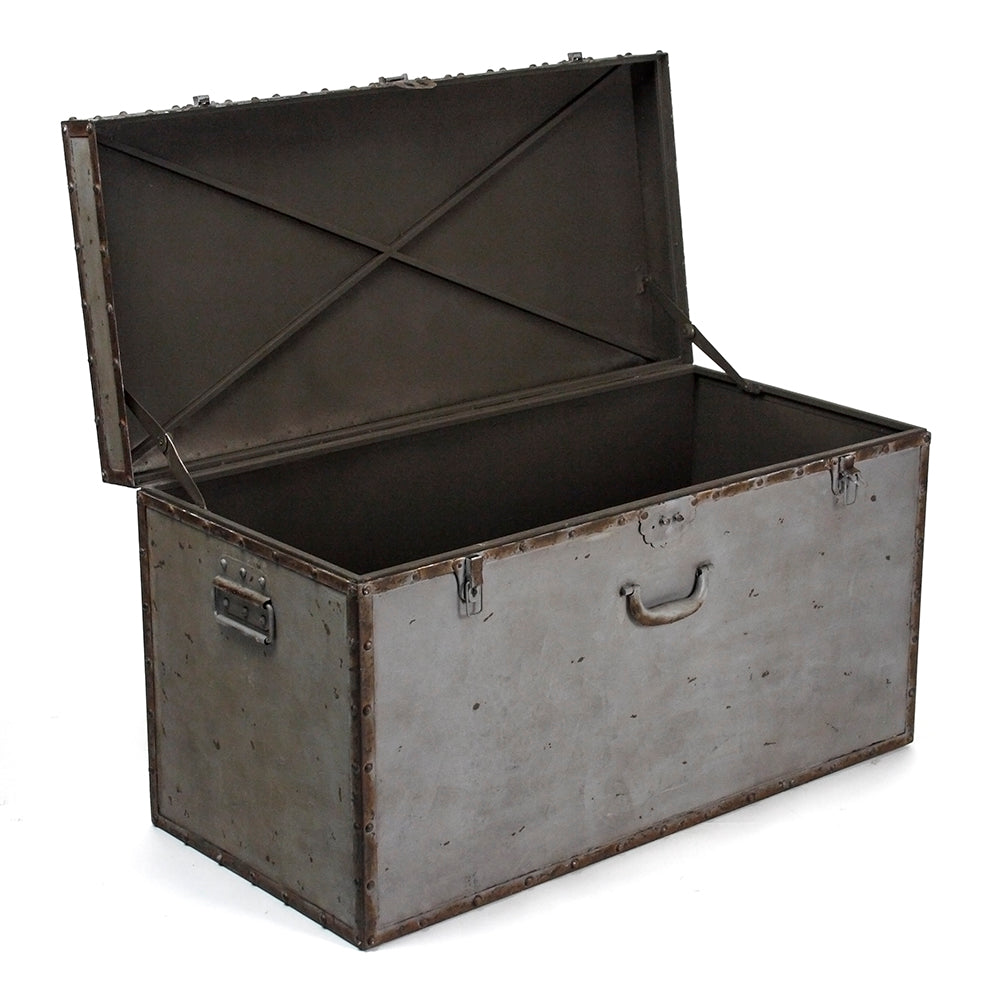 Iron Box